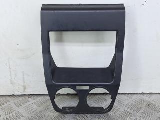 Декоративная накладка центральной консоли Land Rover Discovery 3 поколение L319 2007, 2.7 л., 276DT, дизель, АКПП, серый, внедорожник 5 дв., полный привод, V500242