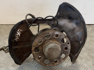 кулак поворотный правый Mercedes-Benz C-Класс W204/S204 2007, 1.8 л., M 271.950, бензин, АКПП, серебро, седан, задний привод