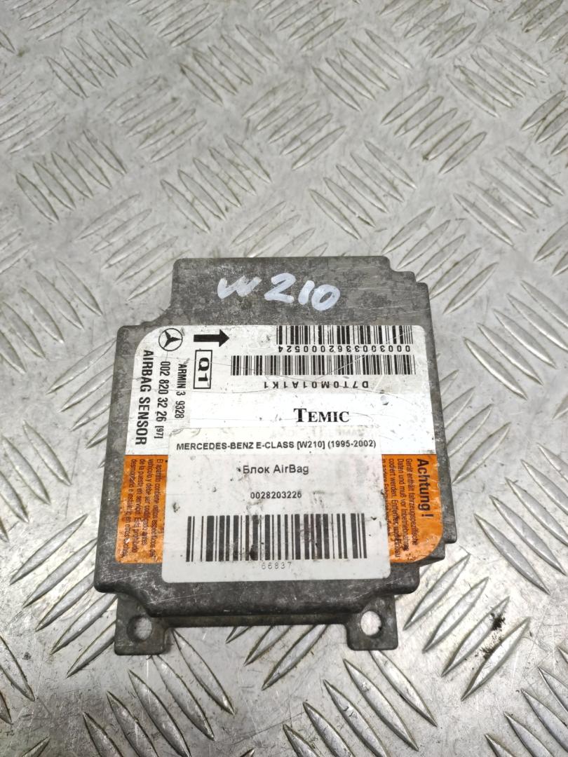 блок AirBag Mercedes-Benz E-Класс W210/S210 W210 1998, 0028203226 - фото №1