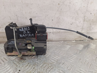 замок двери передней левой Opel Zafira 1 поколение (A) 2000, 2.0 л., X 20 DTL, дизель, МКПП, серебро, минивэн, передний привод, 90561151