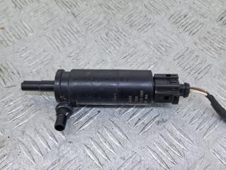 насос (моторчик) омывателя фар Volkswagen Golf 7 поколение [рестайлинг] (2017 - 2019), 1.5 л., DACA, бензин, универсал, 6R0955681