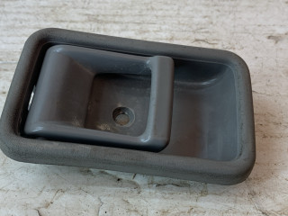 ручка внутренняя задняя правая Kia Pride 1 поколение (1987 - 2000)