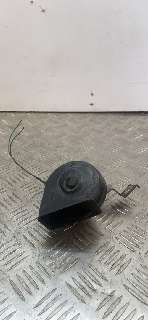 сигнал (клаксон) Nissan Qashqai 1 поколение (2006 - 2010), 25610BR00A - фото №1