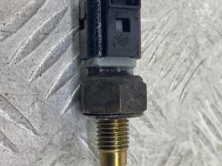 датчик заднего хода (лягушка) Volkswagen Golf 5 поколение (2003 - 2009), 1.6 л., BSE, бензин, МКПП, передний привод, 1J0973702