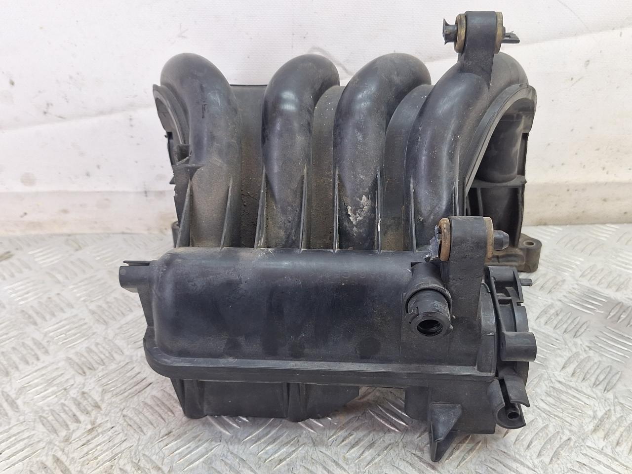 коллектор впускной Mercedes-Benz A-Класс W168 1999, 1.6 л., M 166.960, бензин, МКПП, синий, минивэн, передний привод, 2900303849, 96615003, A1661410201 - фото №1