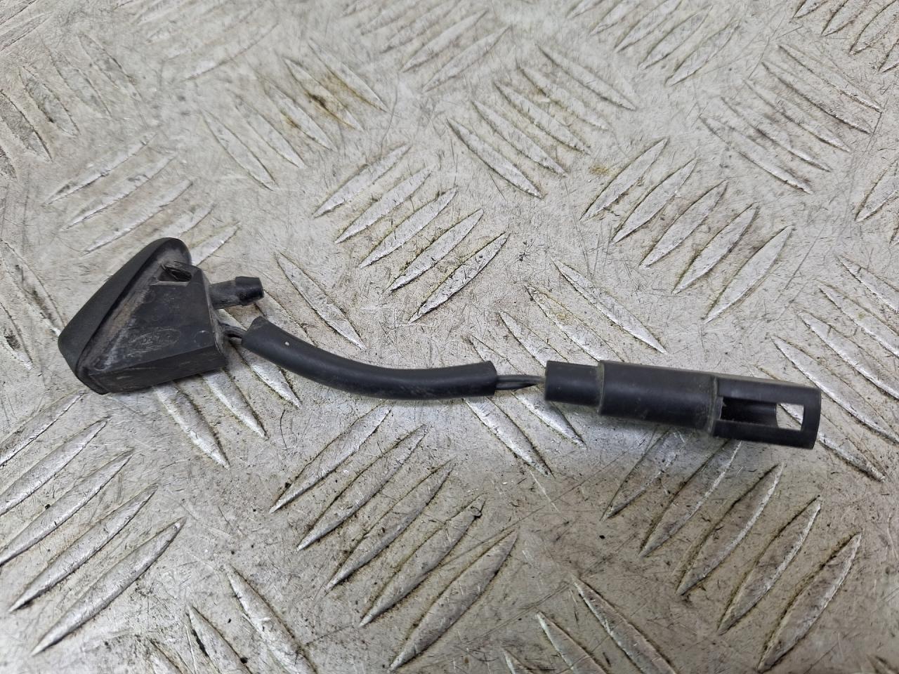 форсунка омывателя лобового стекла Ford Galaxy 2 поколение (2006 - 2010) - фото №1