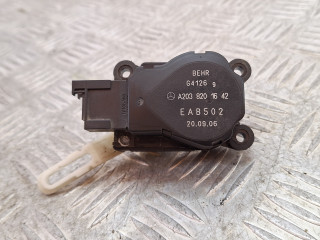 моторчик заслонки печки Mercedes-Benz C-Класс W203/S203/CL203 [рестайлинг] 2006, 3.2 л., дизель, АКПП, голубой, универсал, задний привод, A2038201642