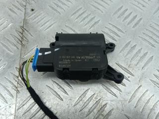 моторчик заслонки печки Volkswagen Golf 6 поколение 2008, 1.4 л., CGGA, бензин, 5МКПП, голубой, хетчбэк 5 дв., передний привод, 1K0907511