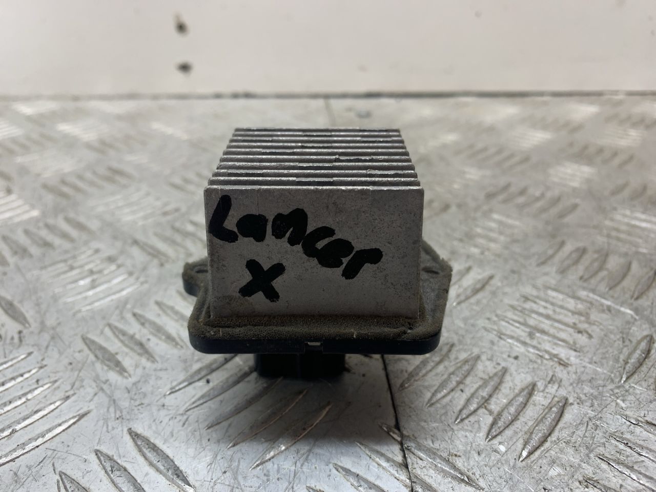 сопротивление печки Mitsubishi Lancer 10 поколение (2007 - 2010) - фото №1