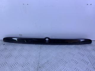накладка подсветки номера Skoda Octavia 1 поколение (A4) [рестайлинг] 1U 2000, 1.6 л., AKL, бензин, МКПП, хетчбэк 5 дв., 1U6827574C