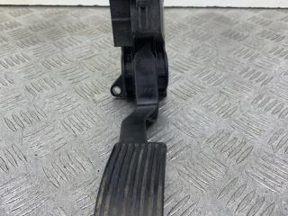 педаль Mercedes-Benz Vito W639 (2003 - 2010), 0281002561