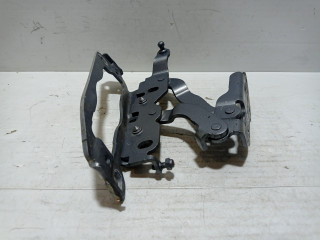 петля капота левая Mercedes-Benz C-Класс W204/S204 2007, 1.8 л., M 271.950, бензин, АКПП, серебро, седан, задний привод, A2048800728004