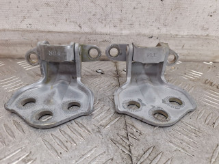 петля двери SsangYong Rexton 1 поколение [рестайлинг] (2003 - 2008)