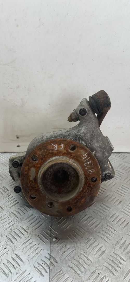 ступица передняя правая BMW 1 серия E81/E82/E87/E88 2006, 1.6 л., N45 B16 A, бензин, МКПП, хетчбэк 5 дв., задний привод - фото №1