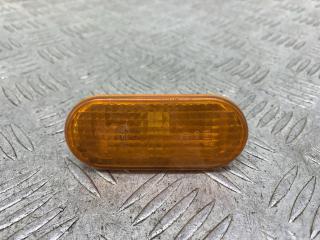 повторитель поворота на крыле Volkswagen Golf 4 поколение (1997 - 2006), 3B0959117B