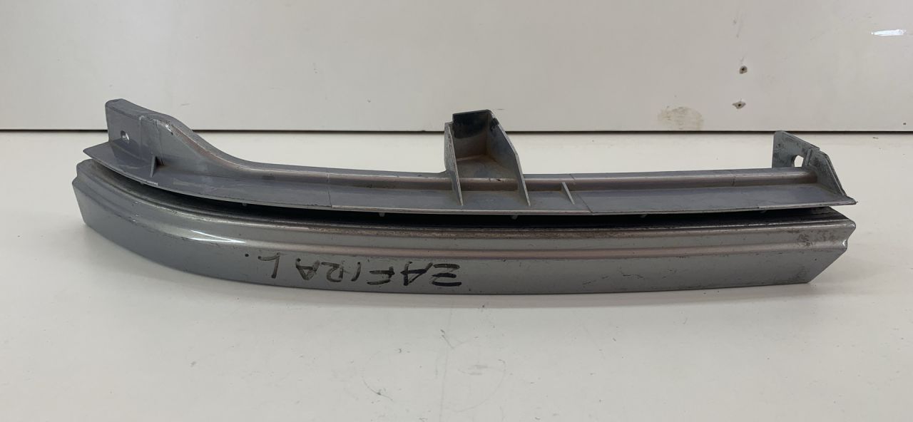 ресничка (ус) левой фары Opel Zafira 1 поколение (A) (1999 - 2003), 90580651 - фото №1