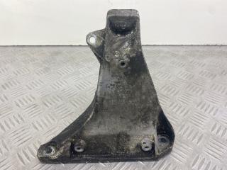 кронштейн двигателя Audi A6 4B/C5 1999, 1.8 л., AQE, бензин, МКПП, красный, седан, 8D0199308M