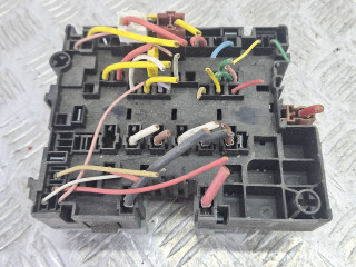 блок предохранителей Citroen Xsara 1 поколение [рестайлинг] 2002, МКПП, темно-зеленый, универсал, передний привод, 9628024480