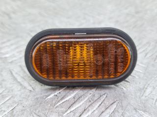 повторитель поворота на крыле Renault Megane 1 поколение [рестайлинг] (1999 - 2003), бордовый, передний привод, 7700847333