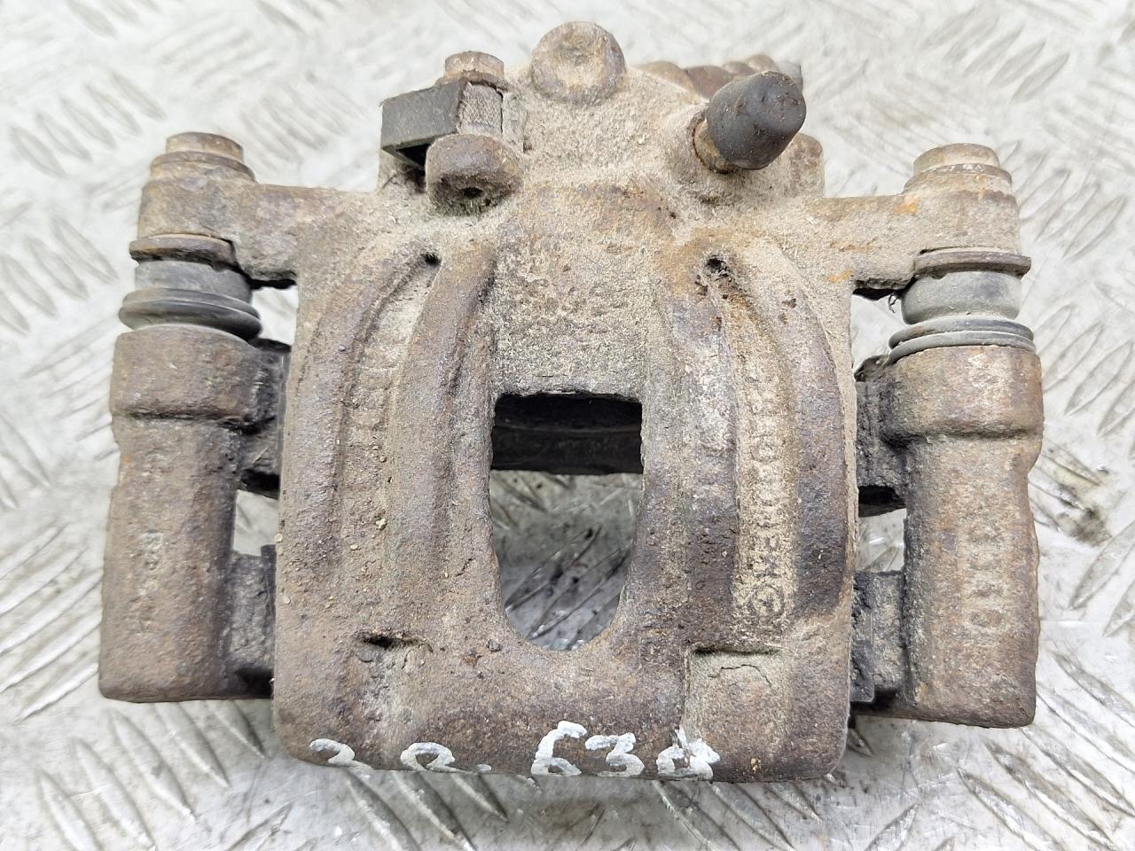 суппорт задний правый Mercedes-Benz Vito W639 2009 - фото №1