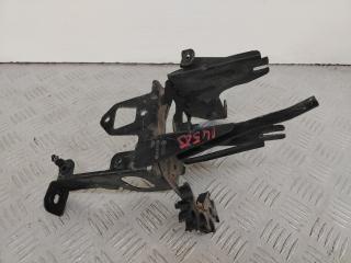 Кронштейн блока ABS Volkswagen Passat B1 (1973 - 1977), 1.6 л., AHL, бензин, МКПП, серый, универсал, передний привод, 8E0614119