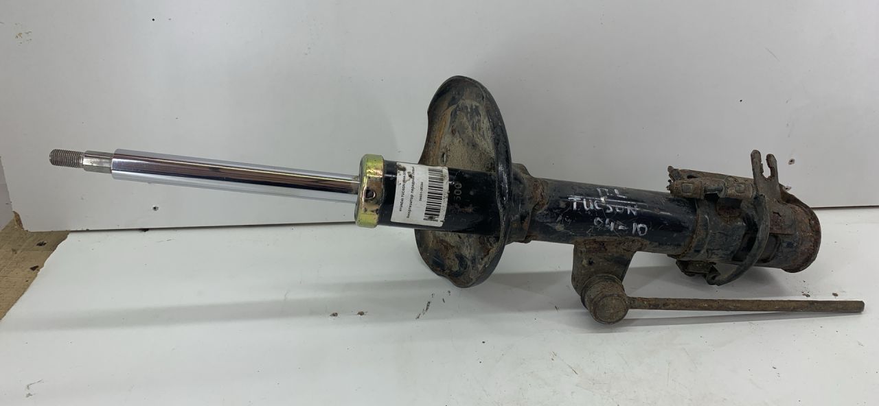 амортизатор передний левый Kia Sportage 2 поколение (2004 - 2008), 546512E500 - фото №1