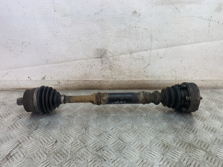 полуось передняя левая (приводной вал, ШРУС) Volkswagen Passat B5 1998, 1.8 л., ARG, бензин, МКПП, серебро, универсал, передний привод