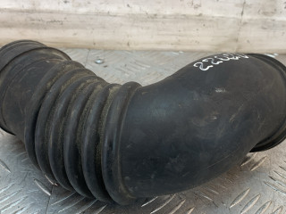 патрубок воздушного фильтра Toyota Corolla 8 поколение (E110) 1999, 1.4 л., 4ZZ-FE, бензин, МКПП, хетчбэк 3 дв., передний привод, 17881-22040