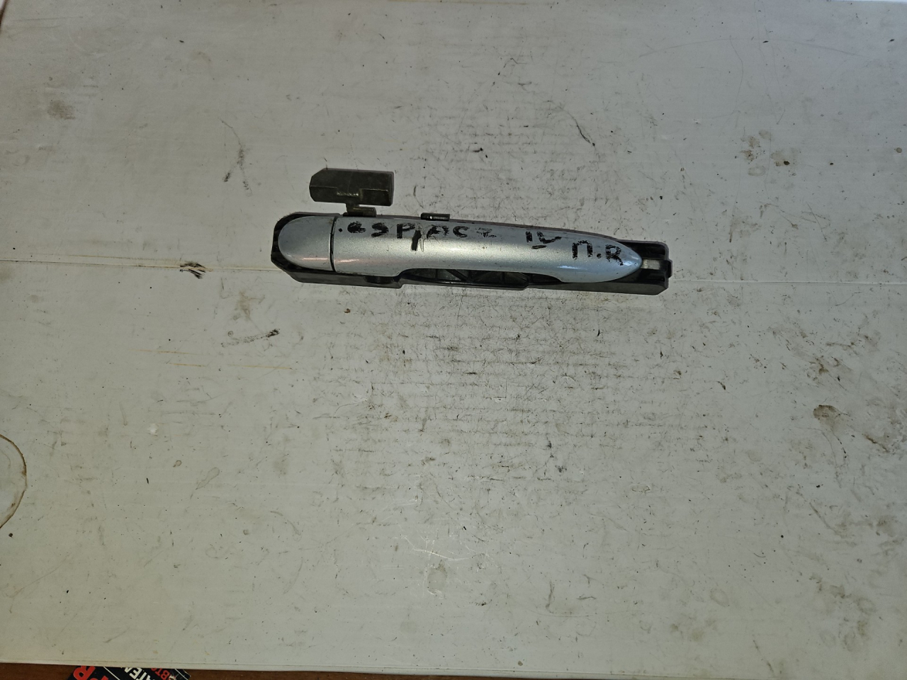 ручка наружная Renault Grand Espace 4 поколение 2004, 1.9 л., дизель, МКПП, минивэн, 8200004747 - фото №1