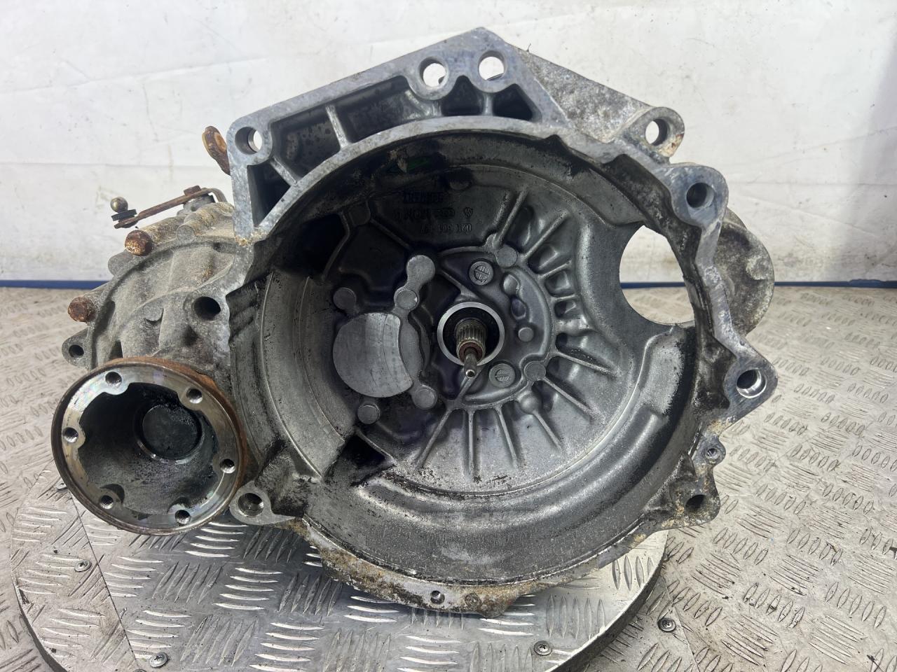 КПП механическая (МКПП) Volkswagen Golf 3 поколение 1999, 1.8 л., ANN, бензин, зеленый, кабриолет, передний привод, DFP - фото №1