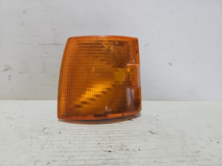 поворотник левый Volkswagen Transporter T4 1995, 701953049