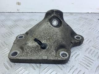 кронштейн двигателя BMW 5 серия E60/E61 [рестайлинг] E60 (2007 - 2010), 2.5 л., N53 B25 A, бензин, АКПП, белый, седан, задний привод, 677666901