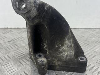 кронштейн двигателя Mercedes-Benz Vito W639 (2003 - 2010), 3.0 л., дизель, A6422230104