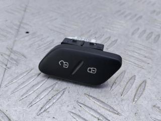 кнопка центрального замка Volkswagen Polo 5 поколение 2014, 1.2 л., бензин, МКПП, хетчбэк 3 дв., передний привод, 6R1962125A