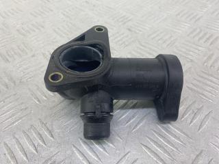 фланец (тройник) системы охлаждения Volkswagen Passat B5 1999, 1.8 л., APT, бензин, 5МКПП, зеленый, универсал, передний привод, 058121133B