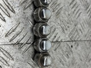 гайка колесная Mazda 6 3 поколение [2-й рестайлинг] 2020, 2.0 л., бензин, МКПП, красный, универсал, передний привод