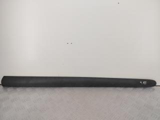 молдинг двери передней правой Renault Megane 1 поколение 1998, 1.6 л., K4M 720, бензин, МКПП, хетчбэк 5 дв., 7700834102