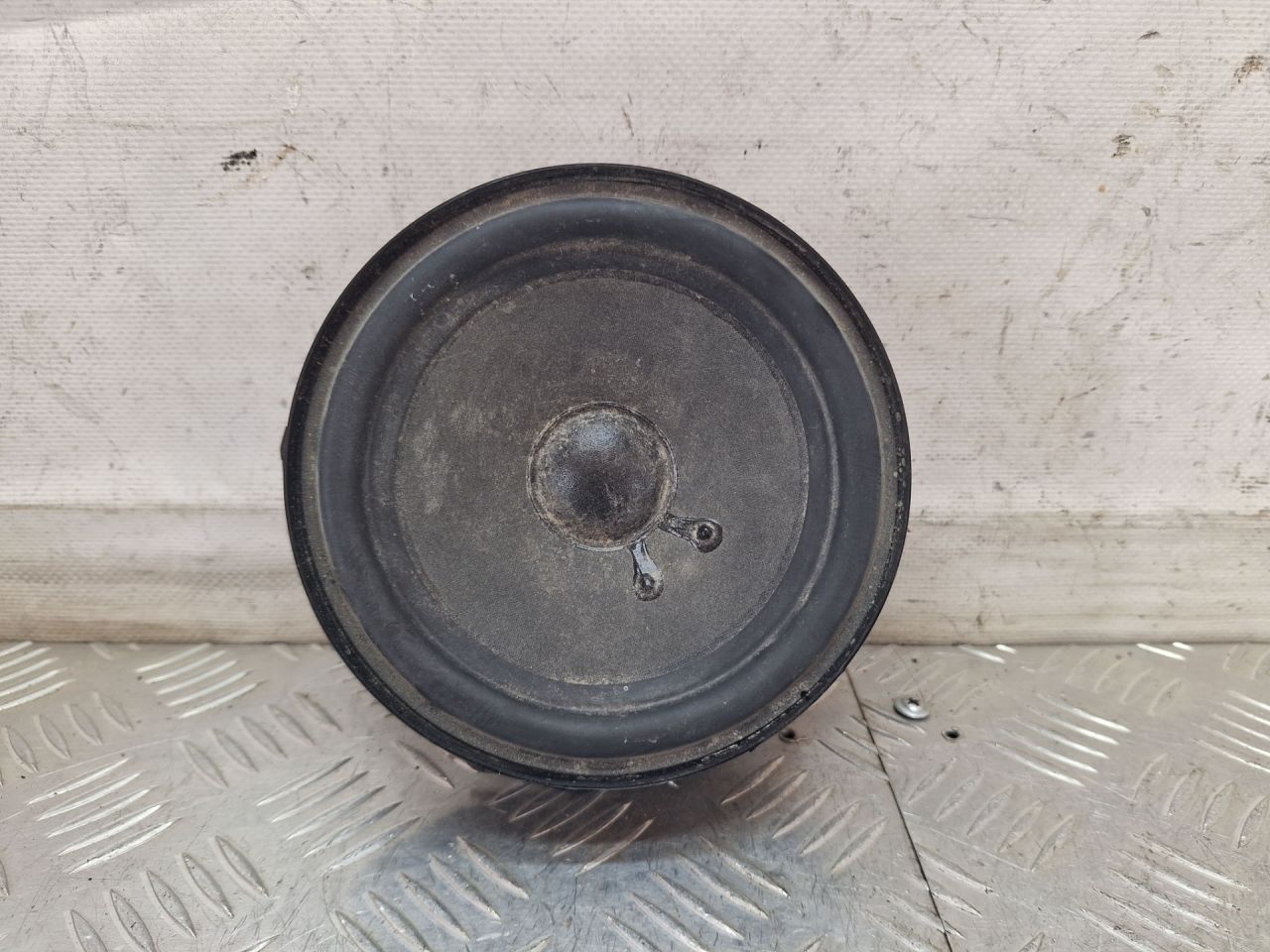 динамик двери Volkswagen Polo 5 поколение 2014, 1.2 л., бензин, МКПП, хетчбэк 3 дв., передний привод, 5484003YD01J, 6R0035454B - фото №1