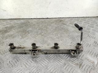 топливная рампа BMW 3 серия E90/E91/E92/E93 [рестайлинг] 2008, 2.0 л., N46 B20 A, бензин, МКПП, седан, 7530420, 7526892