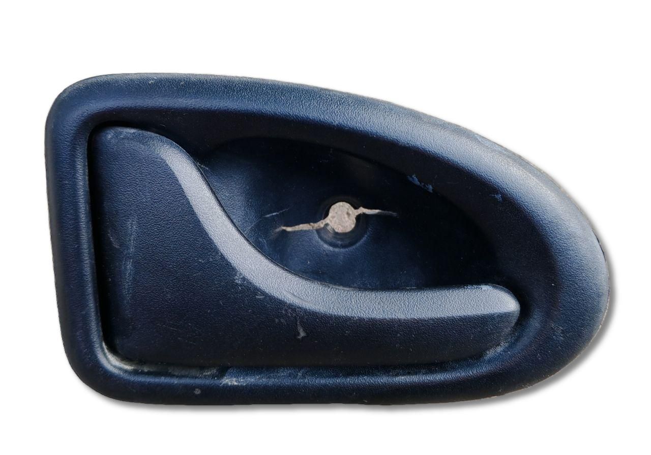 ручка внутренняя передняя левая IVECO Daily 3 поколение 35c12 2005, 2.3 л., F1AE0481B, дизель, 5МКПП, микроавтобус, 7700830078, 500314227 - фото №1