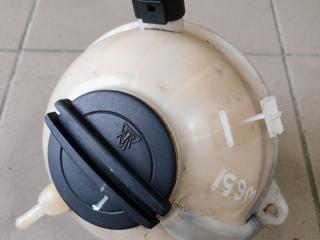 бачок расширительный Volkswagen Tiguan 1 поколение 2009, 2.0 л., CBAB, дизель, МКПП, 1K0121407A