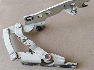 петля капота левая BMW X5 E53 2002, 3.0 л., M57 D30 (306D1), дизель, 8402173, 41617006123