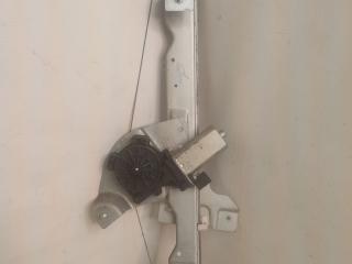 стеклоподъемник передний правый Renault Duster 1 поколение HSA 2013, 1.5 л., K9K 896, дизель, 6МКПП, белый, внедорожник 5 дв., 807207961R