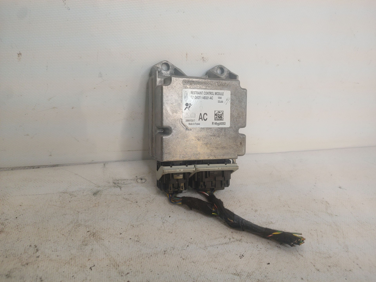 блок AirBag Ford Transit 8 поколение L3H2 2017, 2.0 л., YMF6, дизель, 6МКПП, фургон, GK3T14B321AC - фото №1