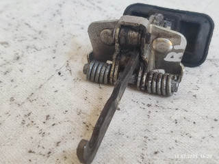 ограничитель открывания двери Renault Duster 1 поколение HSM 2014, 1.6 л., K4M 696, бензин, 5МКПП, внедорожник 5 дв., 804305879R