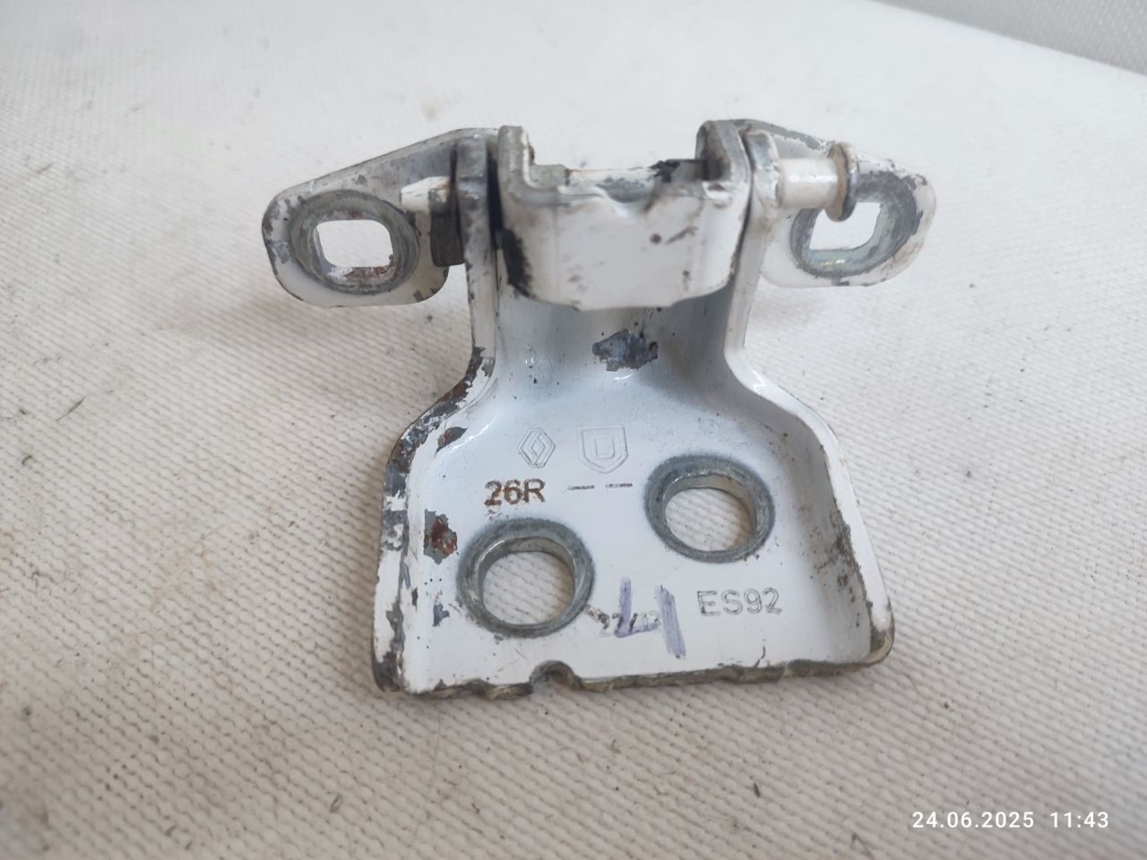 петля двери Renault Duster 1 поколение HSM 2014, 1.6 л., K4M 696, бензин, 5МКПП, внедорожник 5 дв., 804209726R - фото №1