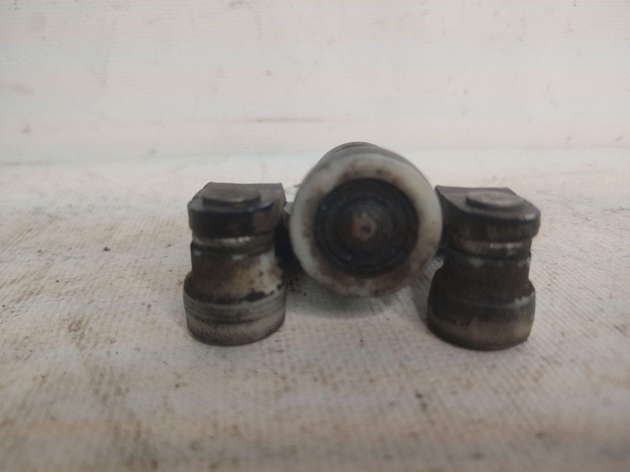 ролик двери сдвижной Ford Transit 8 поколение L3H2 2017, 2.0 л., YMF6, дизель, 6МКПП, фургон, 2010943 - фото №1