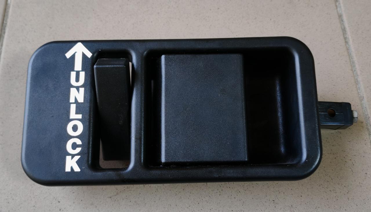 ручка внутренняя IVECO Daily 4 поколение 40C12 2008, 2.3 л., F1AE0481GA, дизель, 5МКПП, микроавтобус, задний привод, 500329793 - фото №1