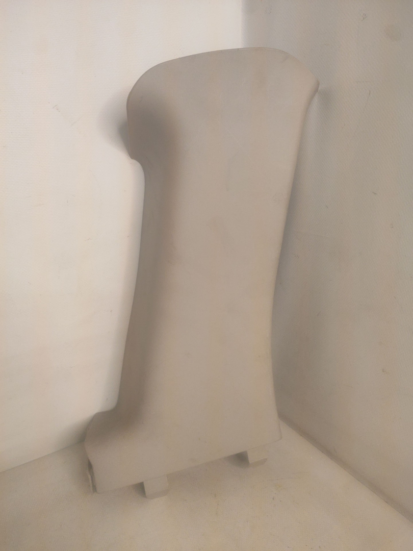 обшивка салона Renault Duster 1 поколение HSA 2013, 1.5 л., K9K 896, дизель, 6МКПП, белый, внедорожник 5 дв., 769359494R - фото №1