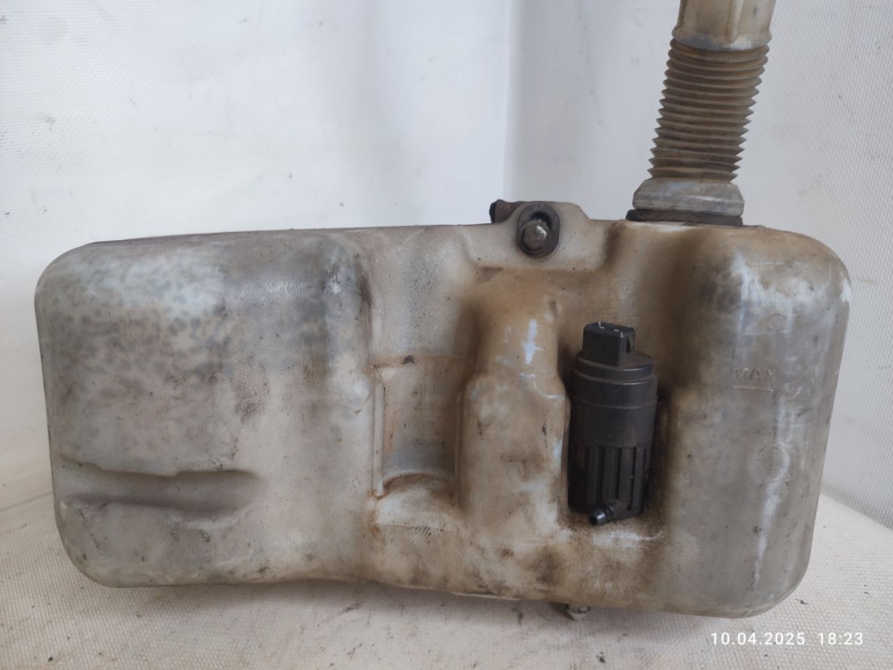 бачок омывателя Citroen Jumper 2 поколение 2007, 2.2 л., 4HU (P22DTE), дизель, 6МКПП, микроавтобус, 6431G2 - фото №1